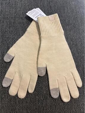 NWT Lululemon Warm Revelation Gloves  - Small